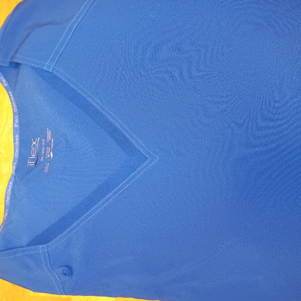 Cherokee iflex Scrub top